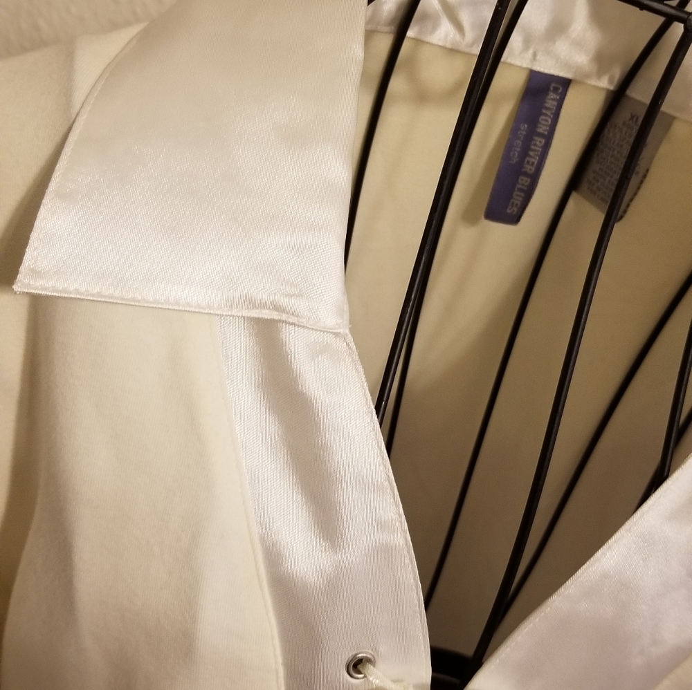Blouse - Picture 3 of 5